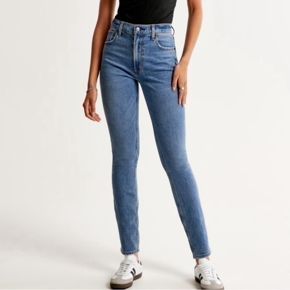 Abercrombie & Fitch A & F Skinny Jeans 4S / 27W 31L